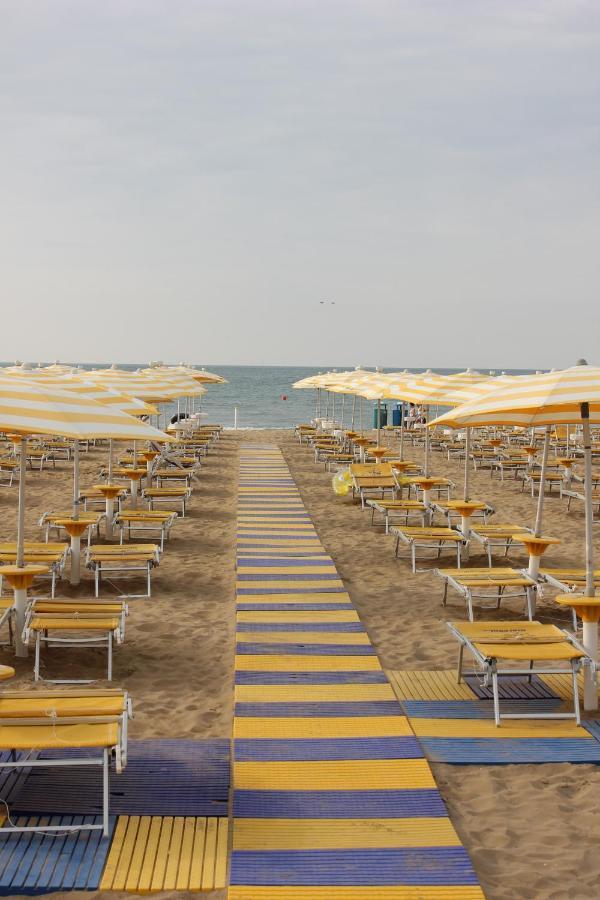 Hotel Marina Lido di Jesolo Eksteriør bilde